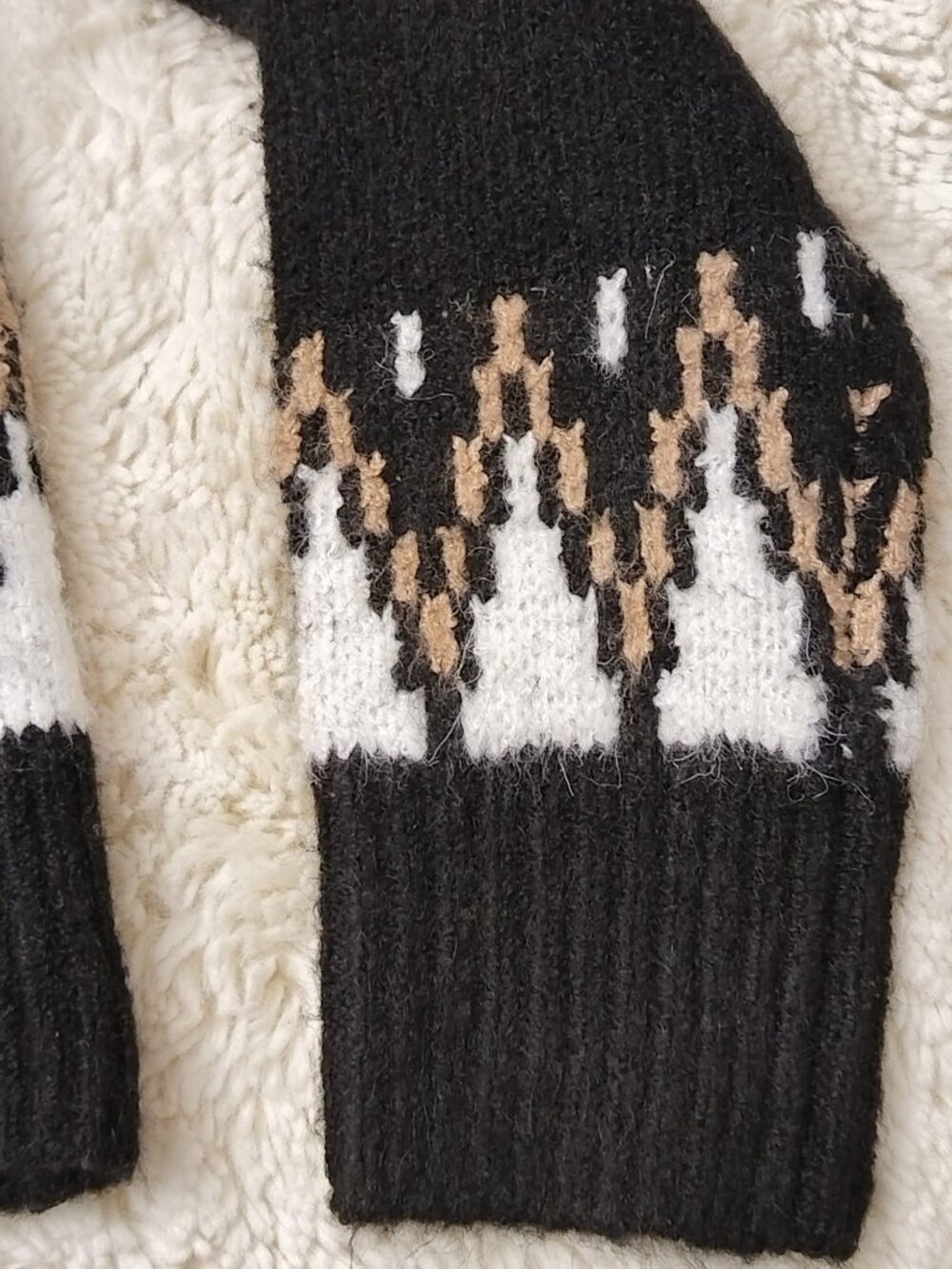 🆕 NWT TRUTH by Republic Black Nordic Fair Isle Chunky Cardigan S - Picture 4 of 10